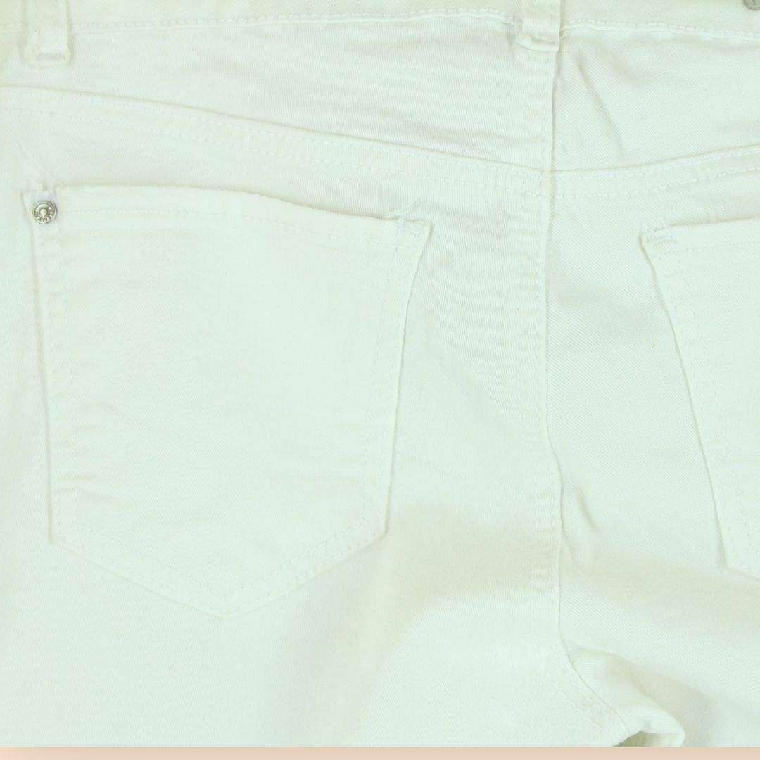Jeans Basement